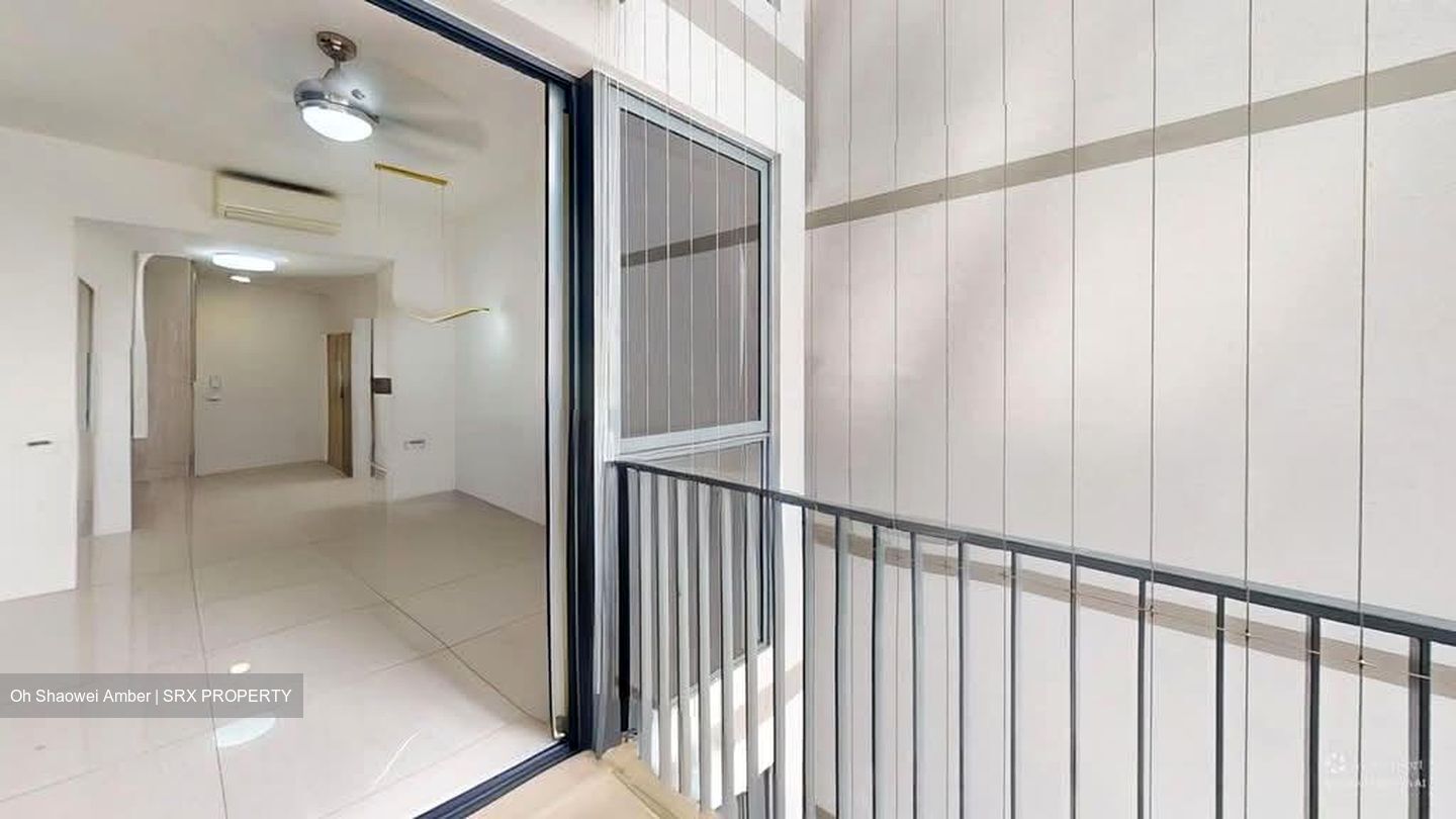 Sky Vue (D20), Condominium #571811051
